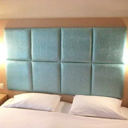 ホテル Avra Peraía