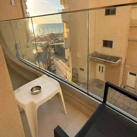 Hotel Avra