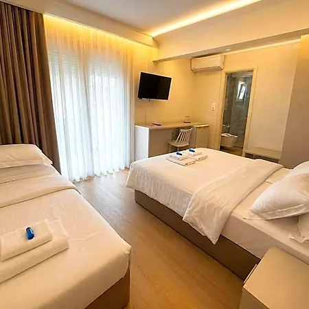 Avra Hotel Peraía