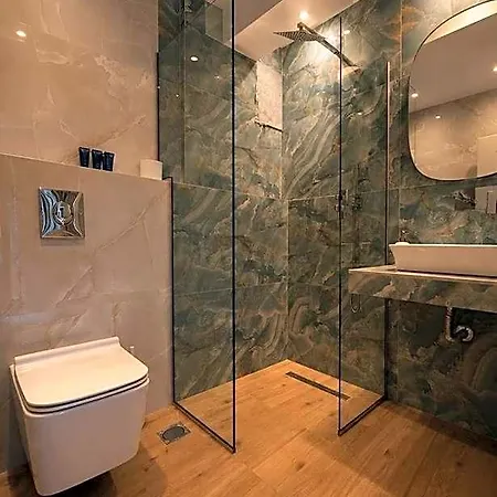 Hotel Avra Peraía