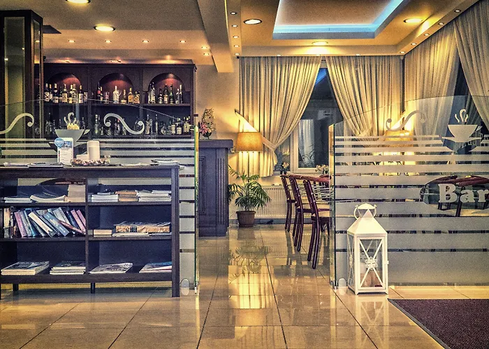 Avra Hotell 2*