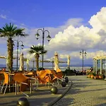 Ξενοδοχείο αύρα Περαία