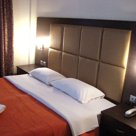 Avra Hotel