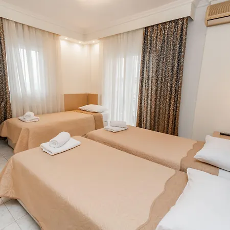 Avra Hotel Peraía